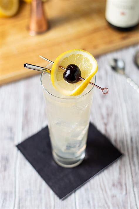 Best Tom Collins Recipe to DIY – The Mixer.